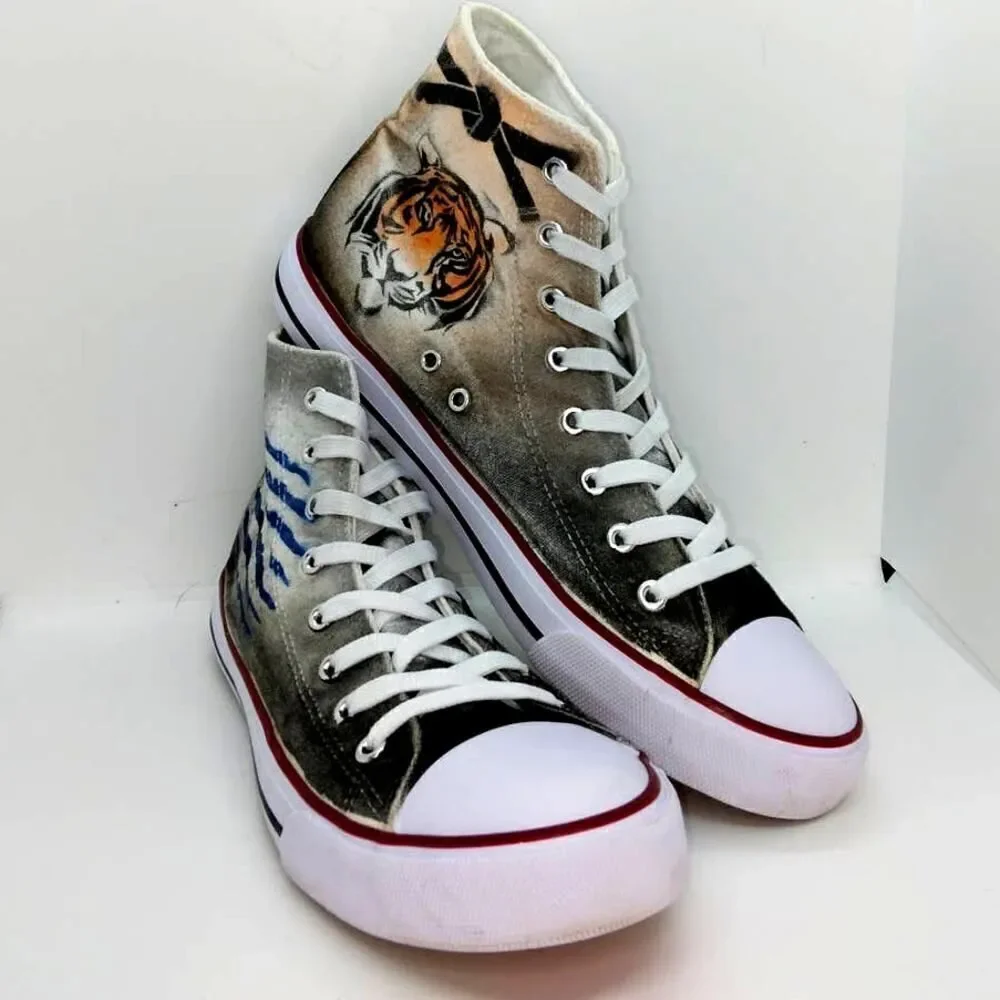 Custom Graphics Designer Mens Pre-owned High Top Black Sneakers - sz. 10